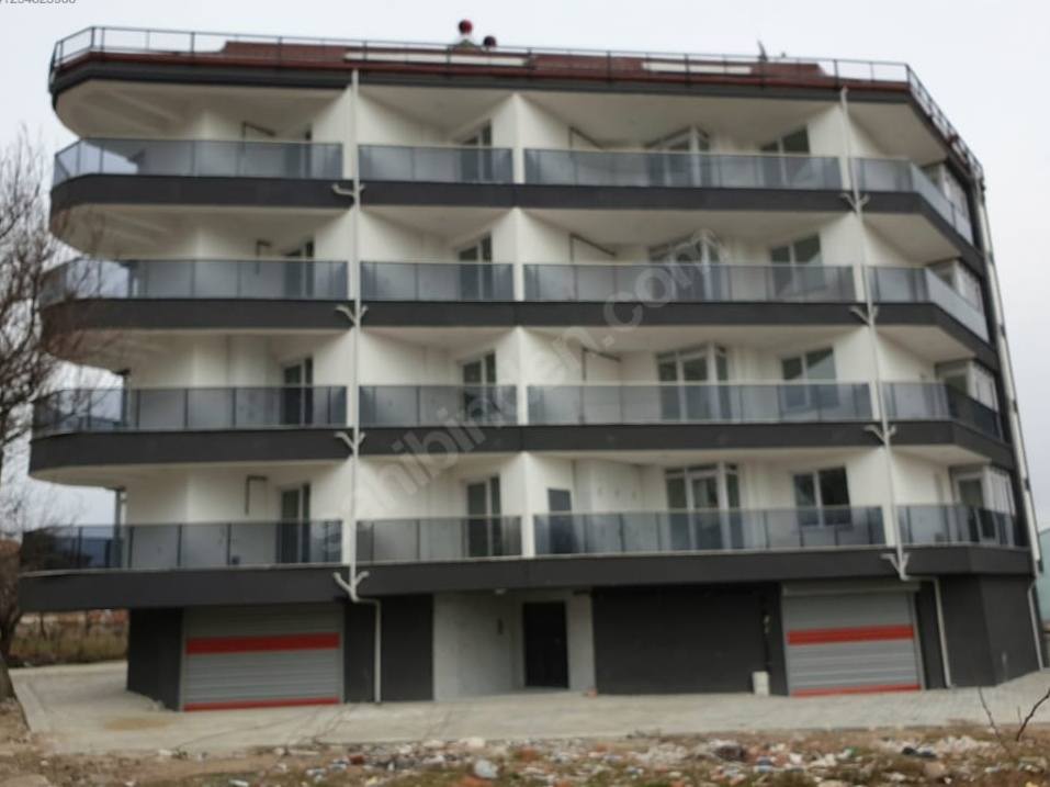 UŞAK MERKEZ FATİH MAH. SATILIK DAİRE 3+1