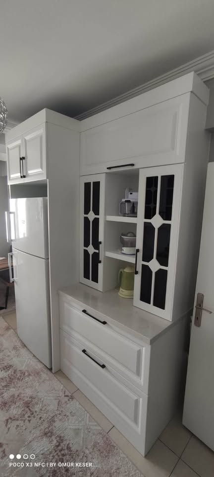 UŞAK MERKEZ KEMALÖZ MAH. SATILIK 3+1  145M. ARA KAT DAİRE