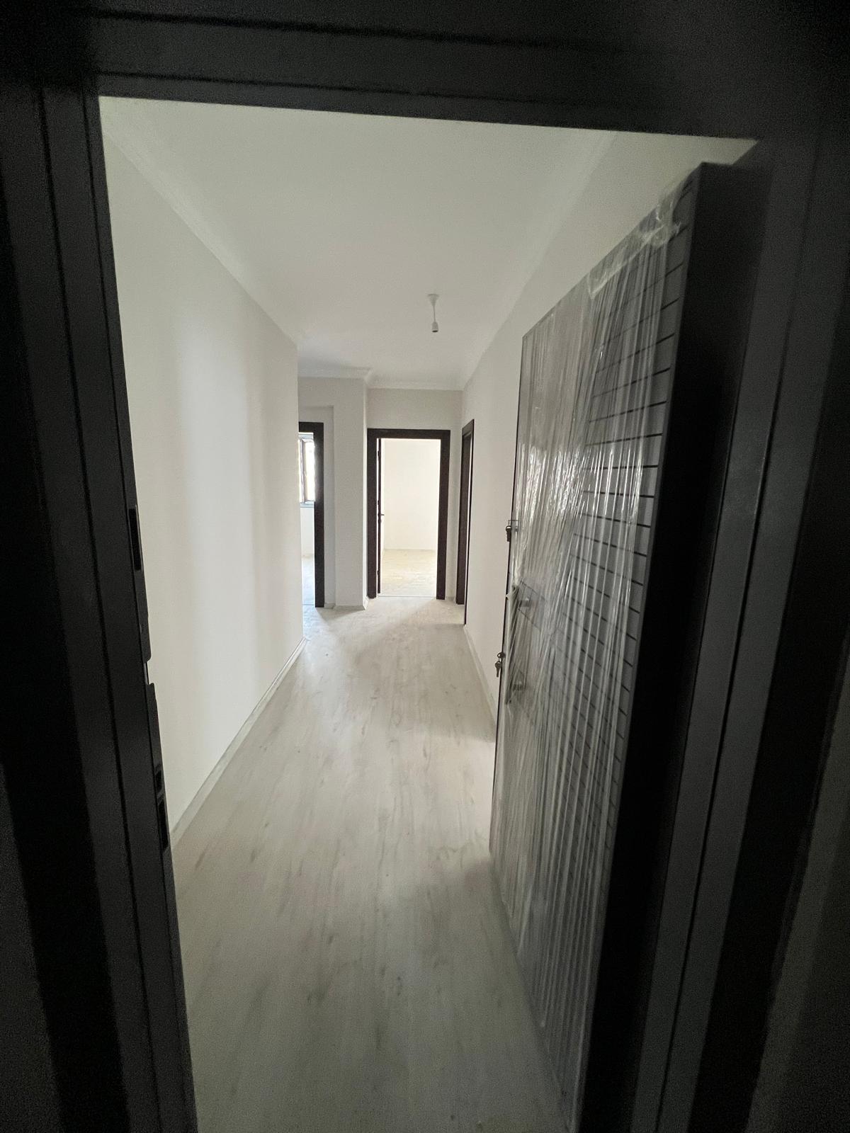 UŞAK MERKEZ FATİH MAH. 145m2 3+1 ARA KAT SATILIK DAİRE